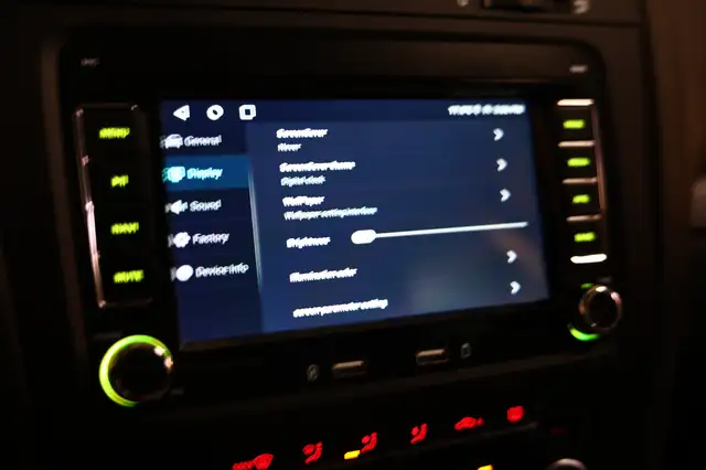Volkswagen Golf view 20