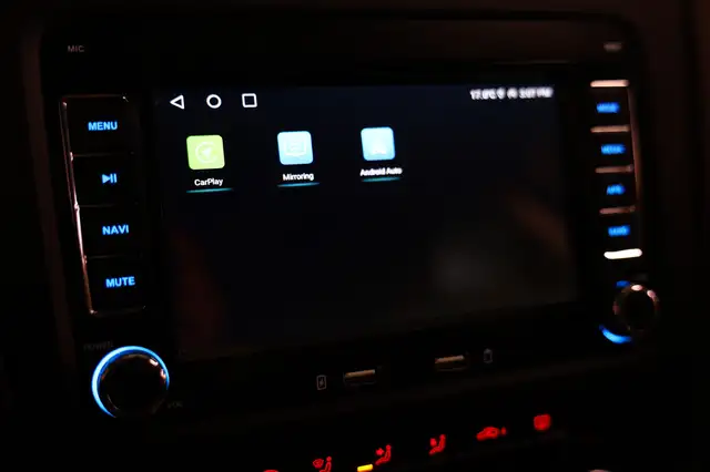 Volkswagen Golf view 25
