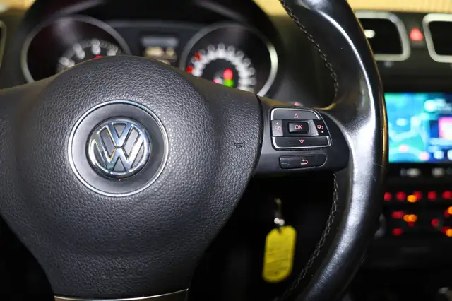 Volkswagen Golf view 18