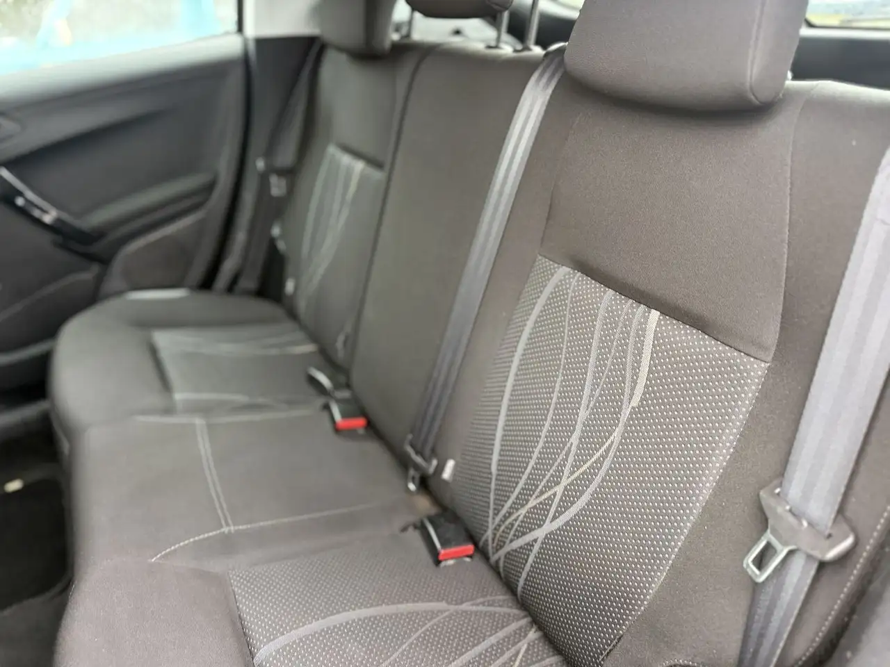 Peugeot 208 208 — photo 4