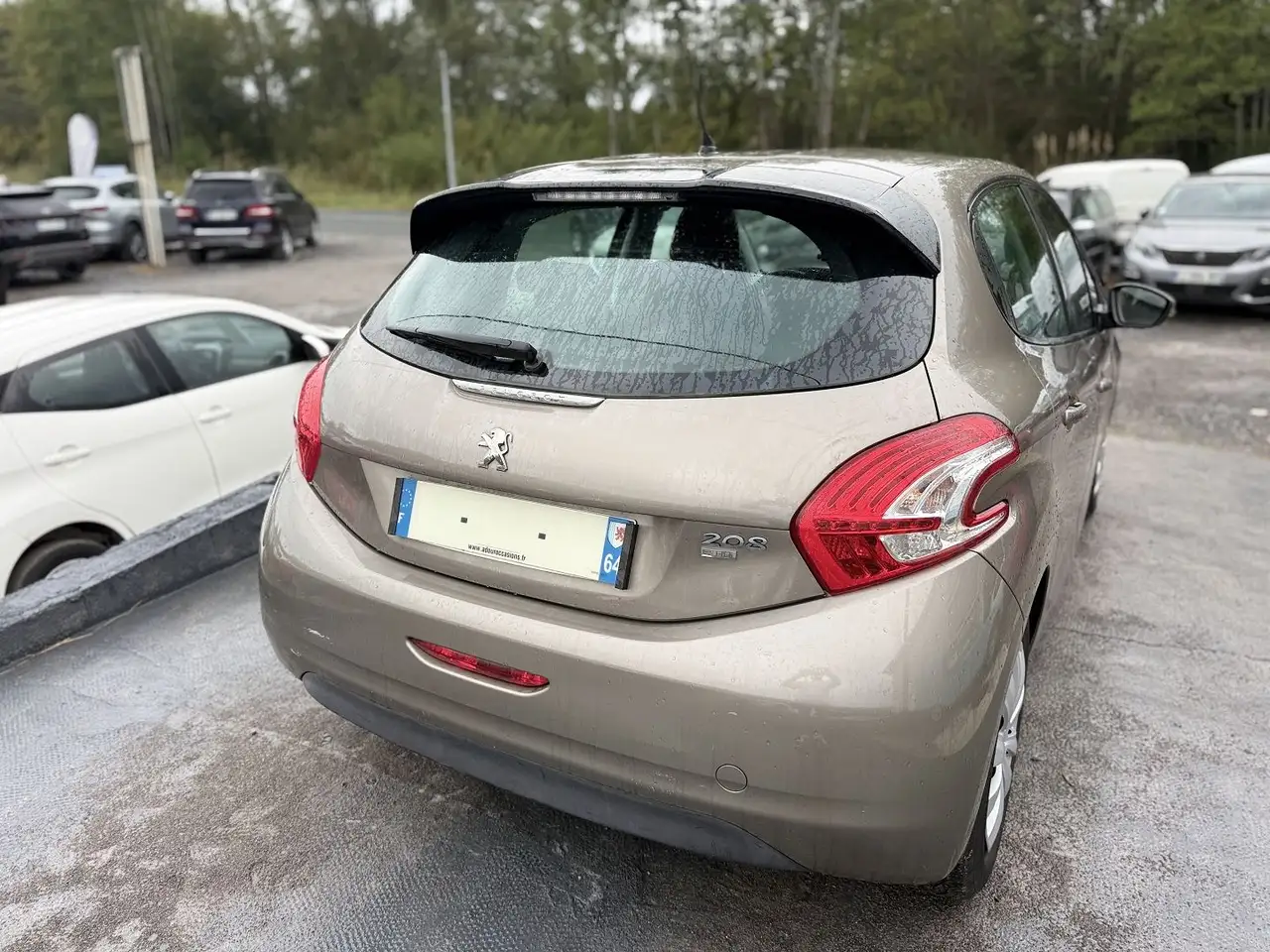 Peugeot 208 208 — photo 6