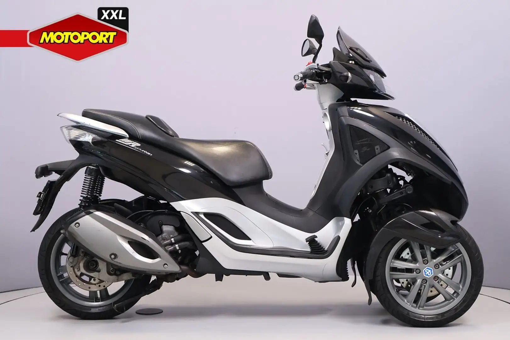 Piaggio MP3 YOURBAN LT 300 Zwart - 1