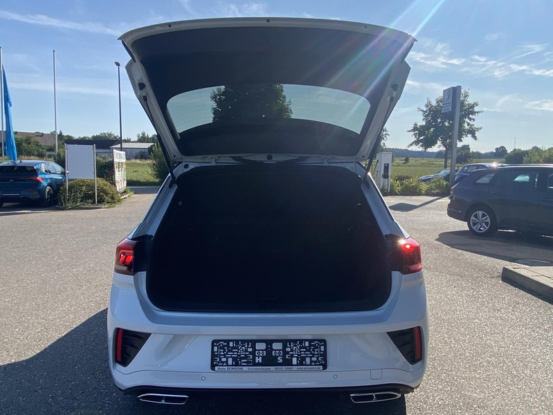 Volkswagen T-Roc 1.5 TSI DSG R-LINE AHK+APP-CONNECT+VIRTUAL — photo 12