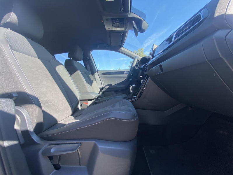 Volkswagen T-Roc 1.5 TSI DSG R-LINE AHK+APP-CONNECT+VIRTUAL — photo 13