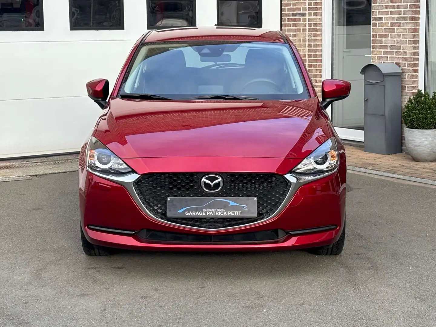 Mazda 2 2 1.5 M-HYBRID / Apple / 16000km / 12m wb Rood - 2