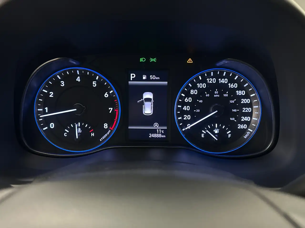 Hyundai KONA снимка Hyundai KONA