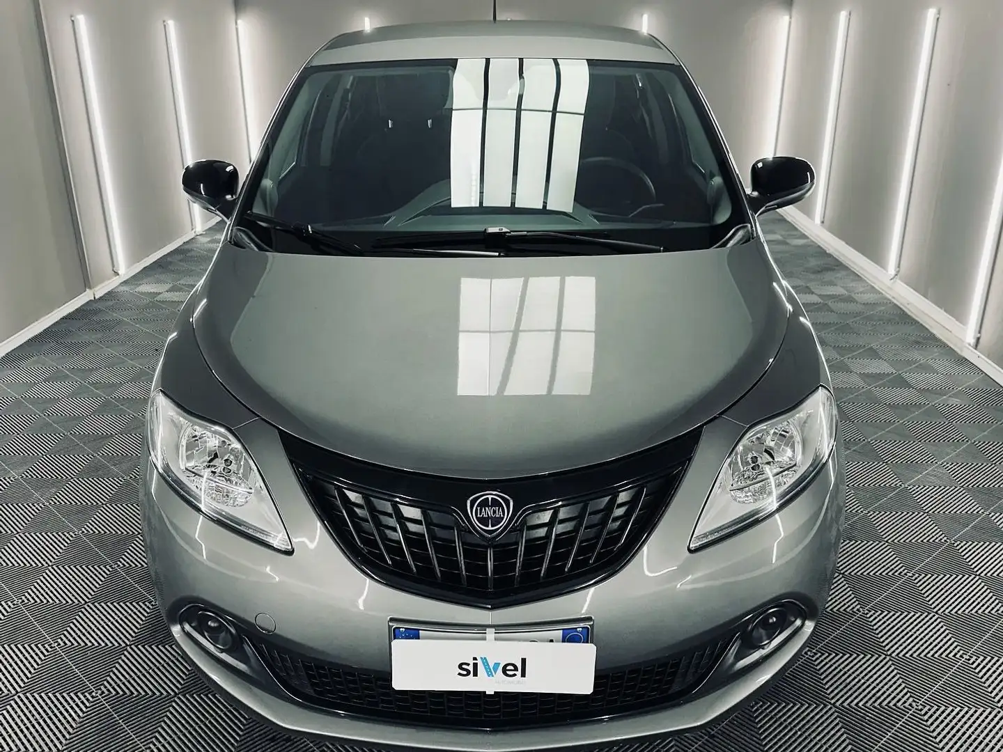 Lancia Ypsilon Ypsilon 1.0 firefly hybrid Gold s Gris - 2