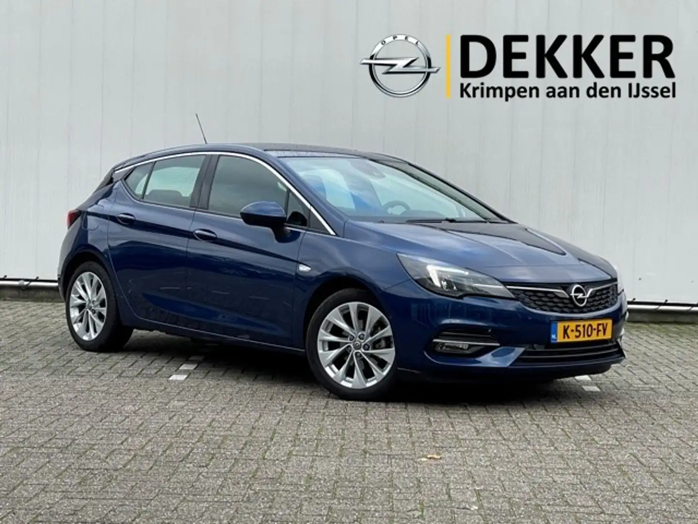 Opel Astra 1.2 Turbo Elegance met Navi/Camera, 17inch, Dodeho Blauw - 2