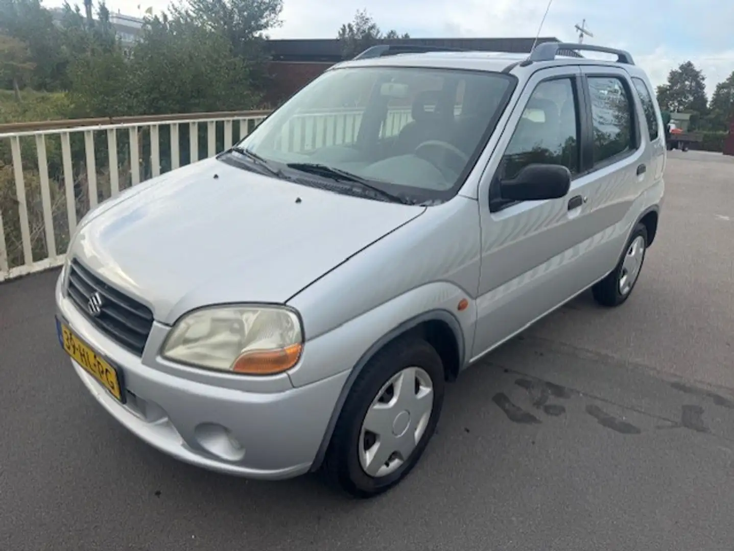 Suzuki Ignis 1.3-16V GL Grijs - 1