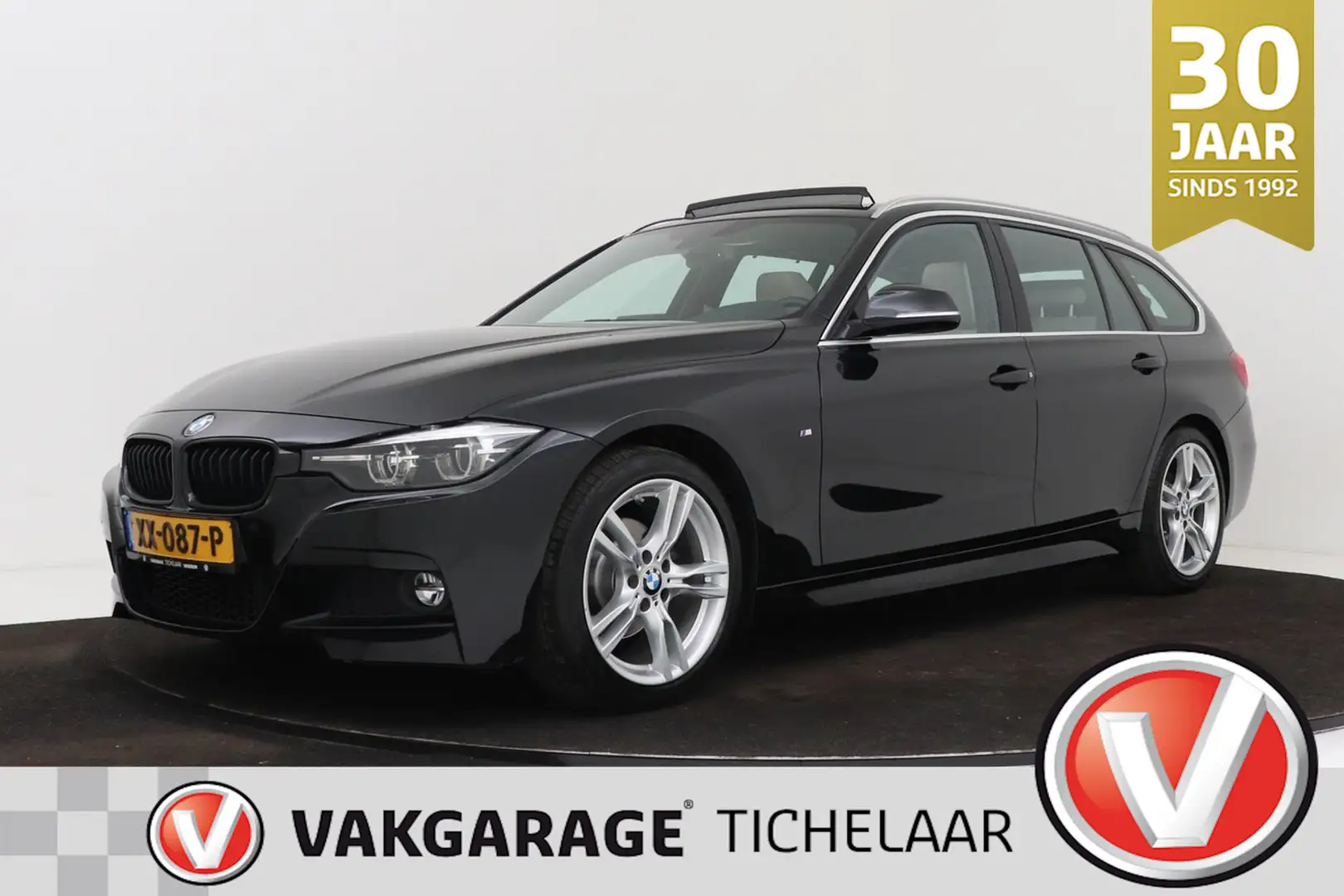 BMW 320 3-serie Touring 320i Edition M Sport Shadow High E Zwart - 1