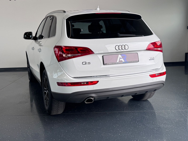 Audi Q5 2.0 TDI 140 kW quattro*SHZ*NAVI* — photo 9