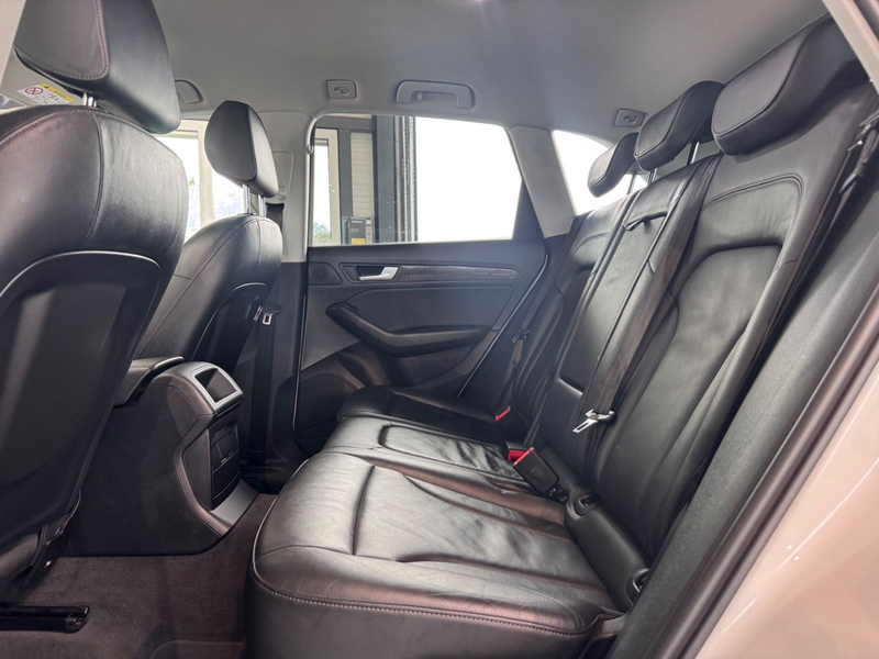 Audi Q5 2.0 TDI 140 kW quattro*SHZ*NAVI* — photo 13