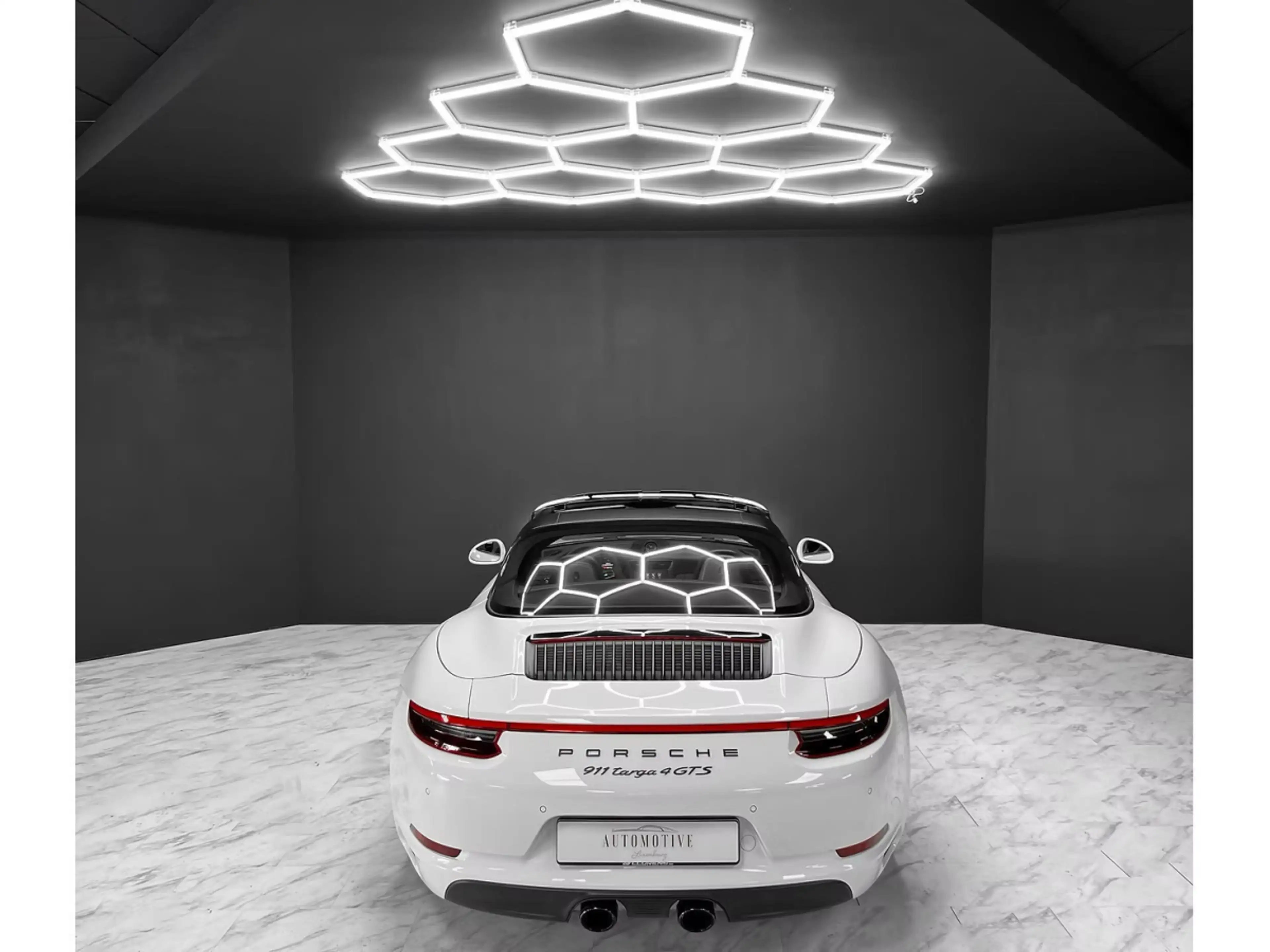 Porsche 991 991.2 Targa 4 GTS / APPROVED / NEW SERVICE — photo 4