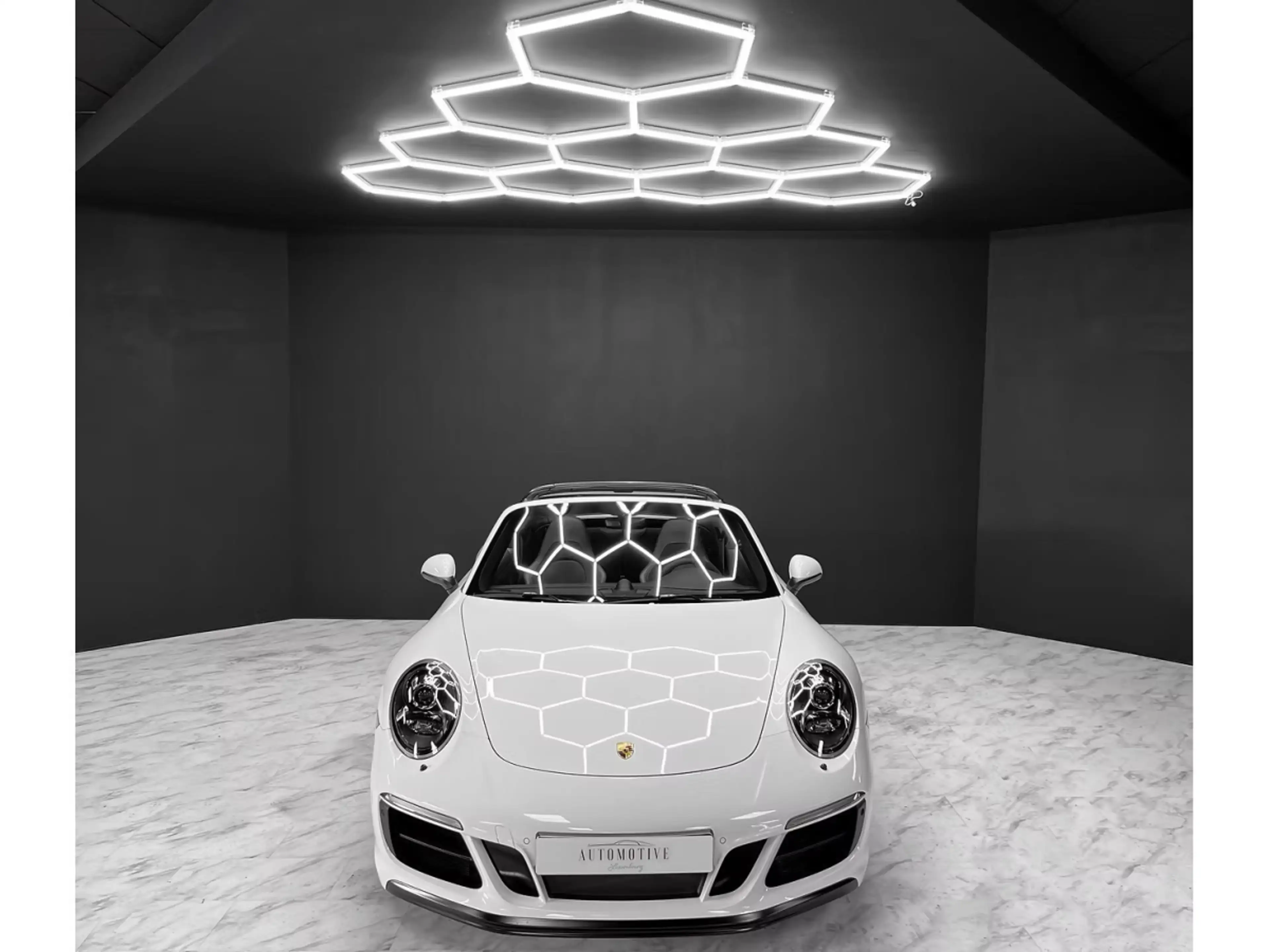 Porsche 991 991.2 Targa 4 GTS / APPROVED / NEW SERVICE — photo 8