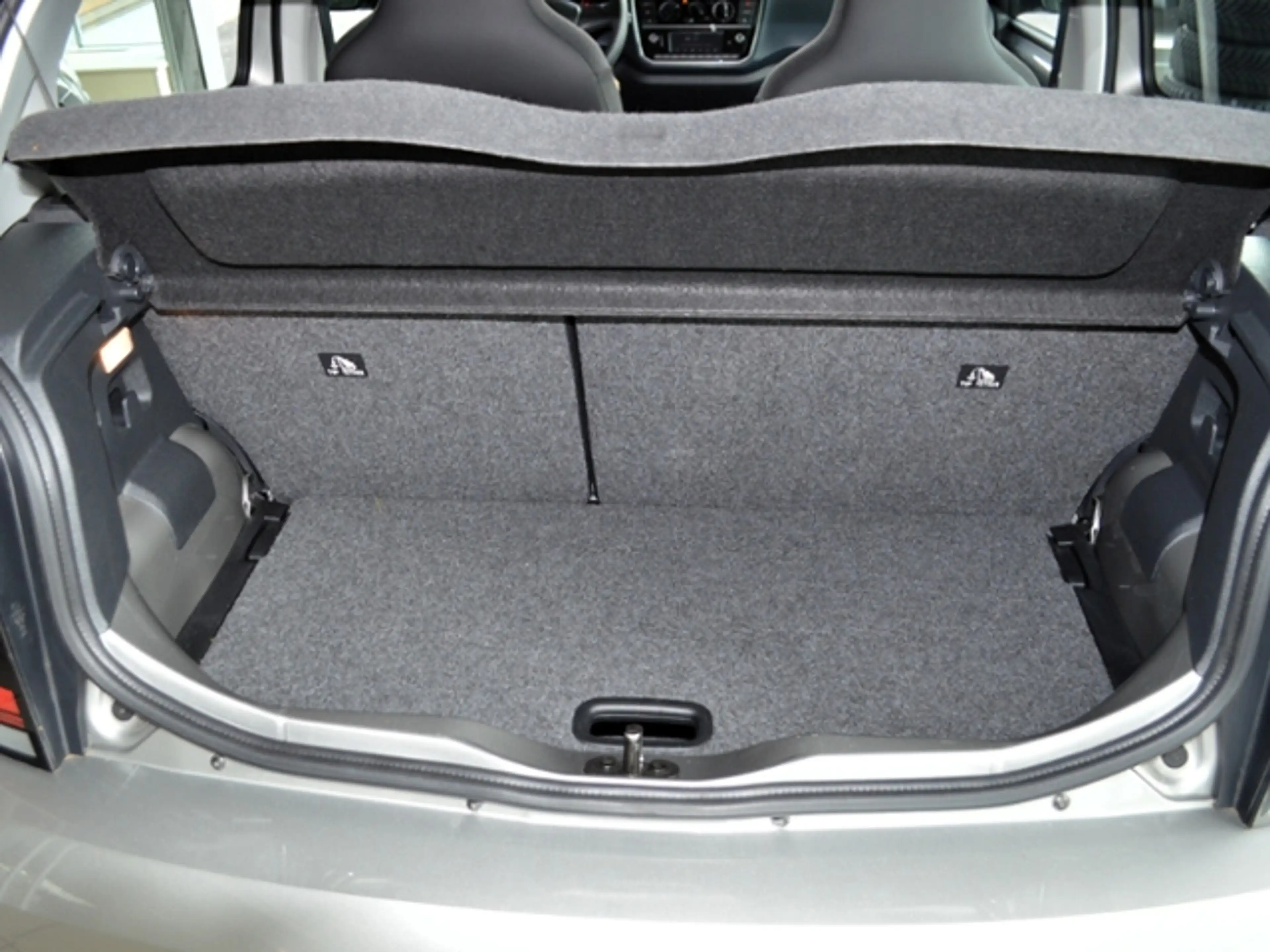 Volkswagen up! 1,0 Move KLIMA SHZ KAMERA — photo 10