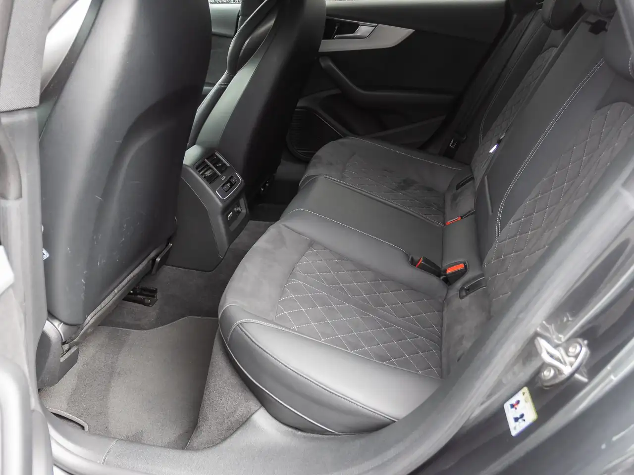 Audi A5 S line 40TDI Stronic Navi LED Pano, миниатюра 21