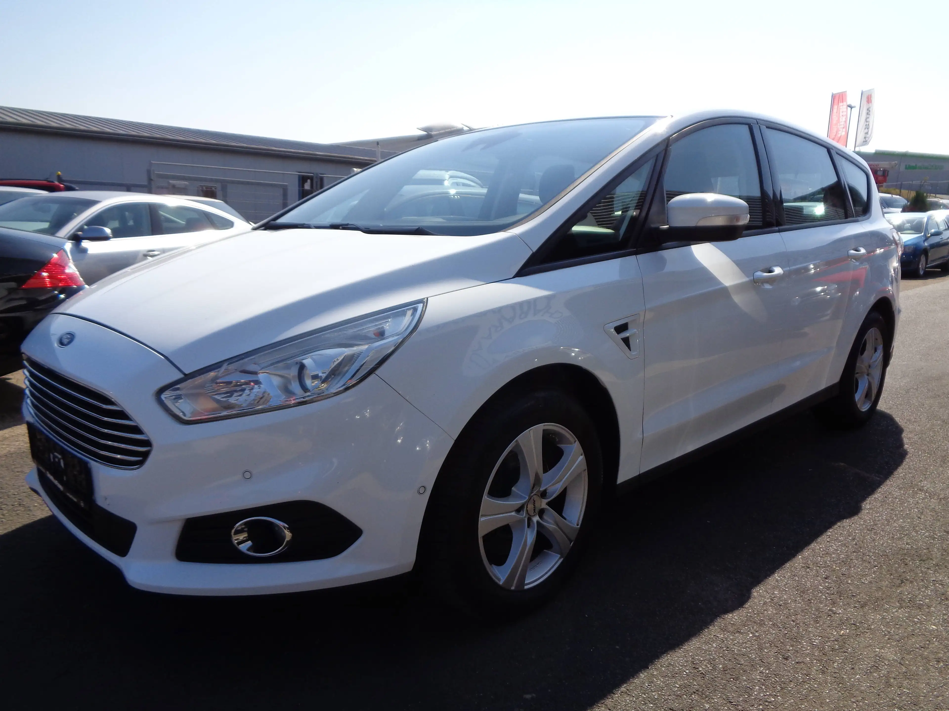 Ford S-Max Trend 2.0 TDCi°Navi°Klimaautomatik°Tempomat°Pdc°Shz°