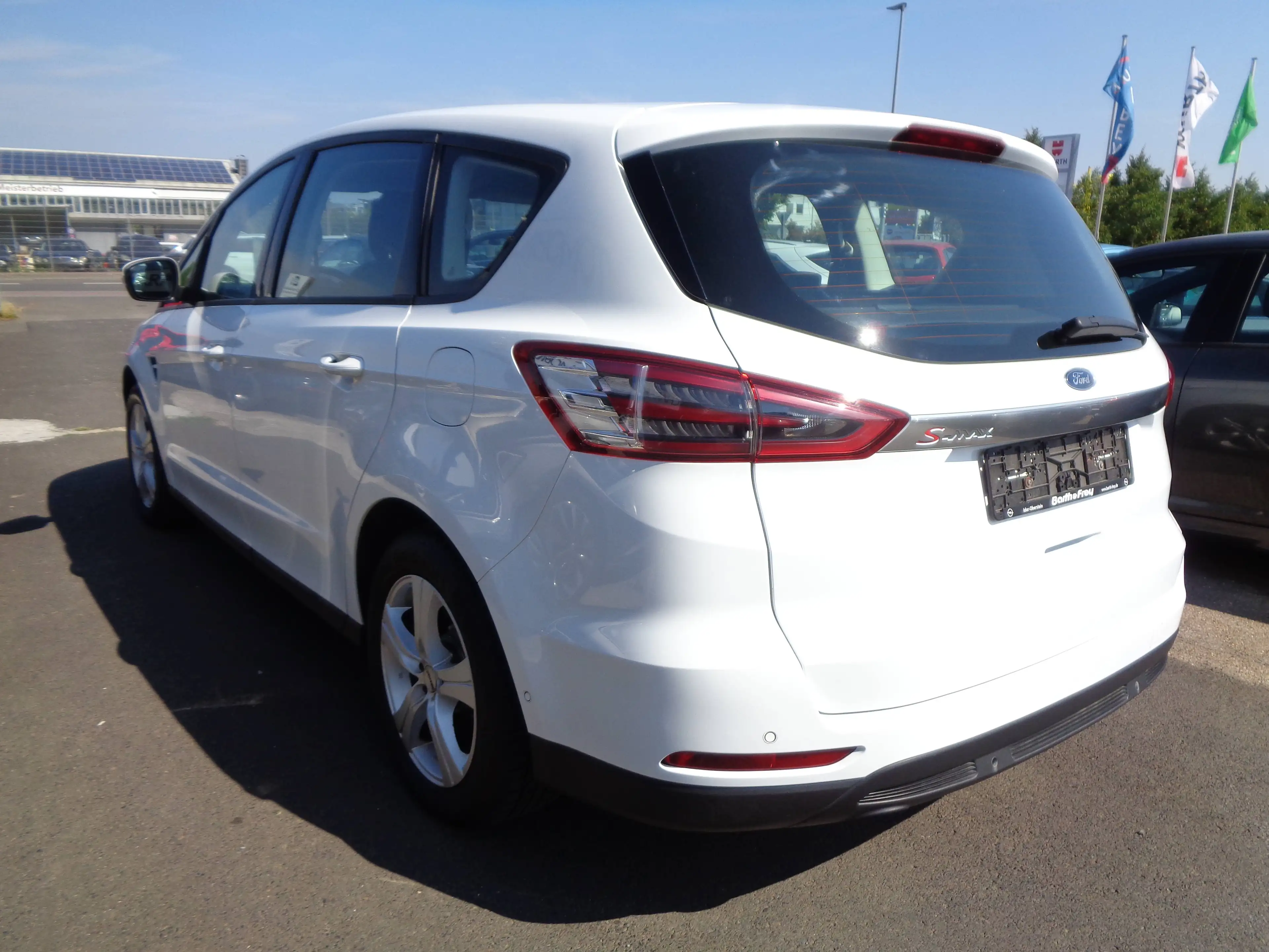 Ford S-Max Trend 2.0 TDCi°Navi°Klimaautomatik°Tempomat°Pdc°Shz° — photo 13