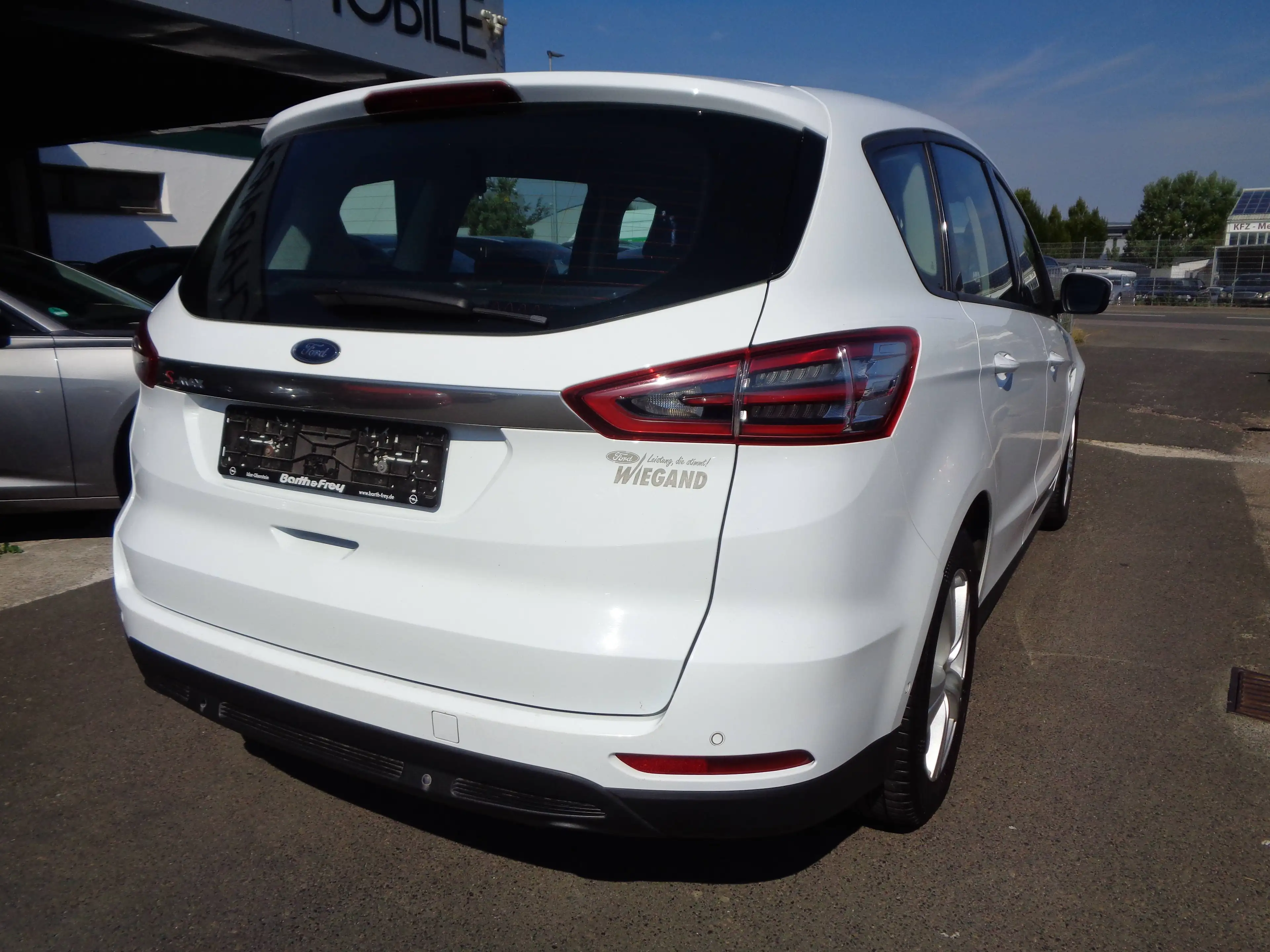 Ford S-Max Trend 2.0 TDCi°Navi°Klimaautomatik°Tempomat°Pdc°Shz° — photo 10