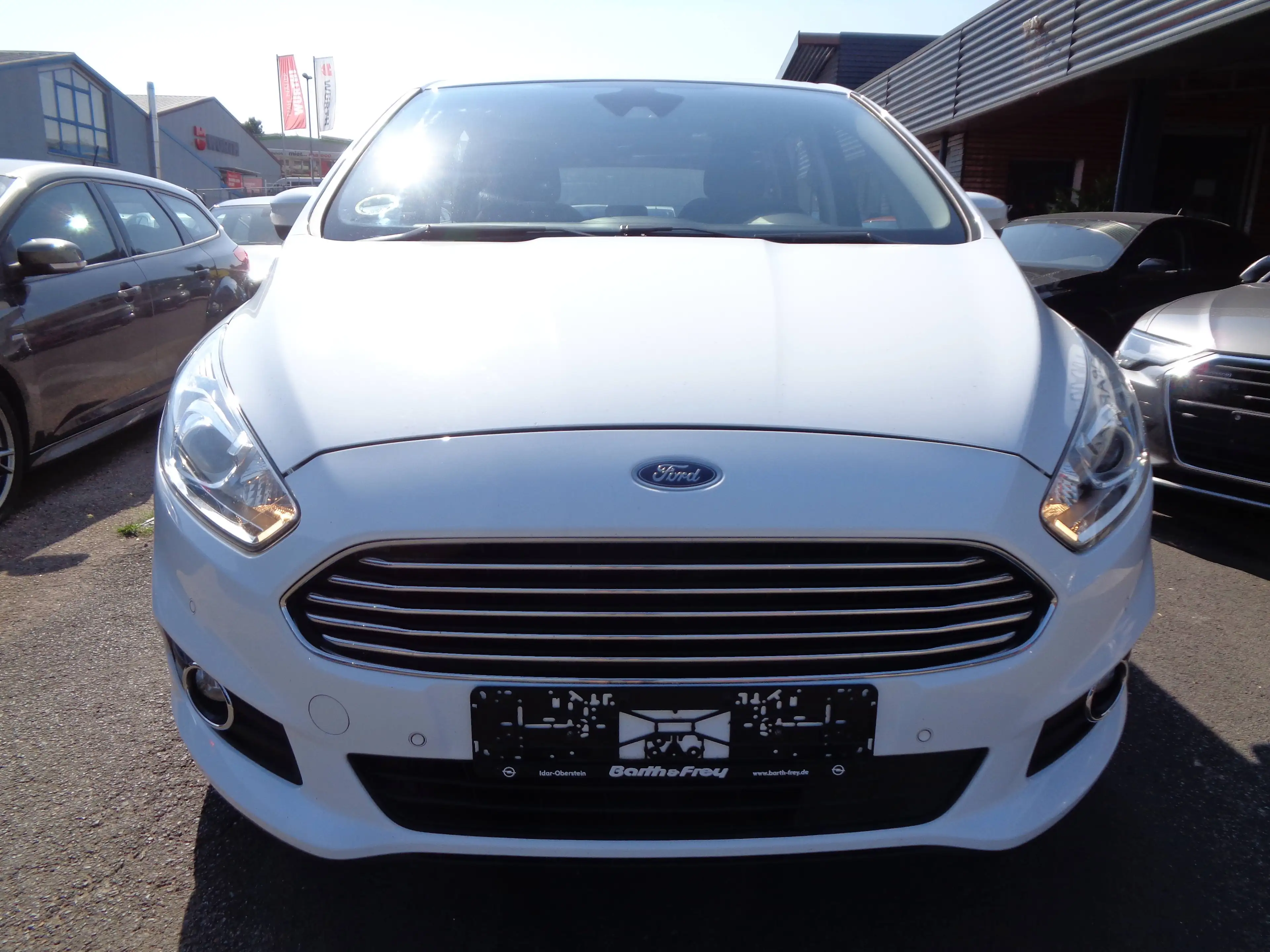 Ford S-Max Trend 2.0 TDCi°Navi°Klimaautomatik°Tempomat°Pdc°Shz° — photo 4