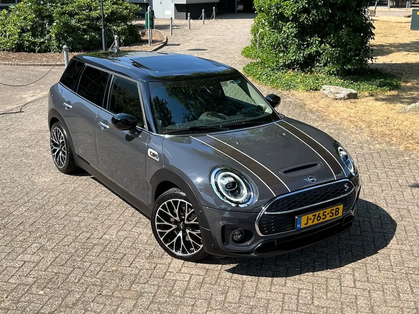 MINI Cooper S Clubman 2.0i 192pk Panodak Leer CarPlay Stoelverw. Alarm Gris - 1