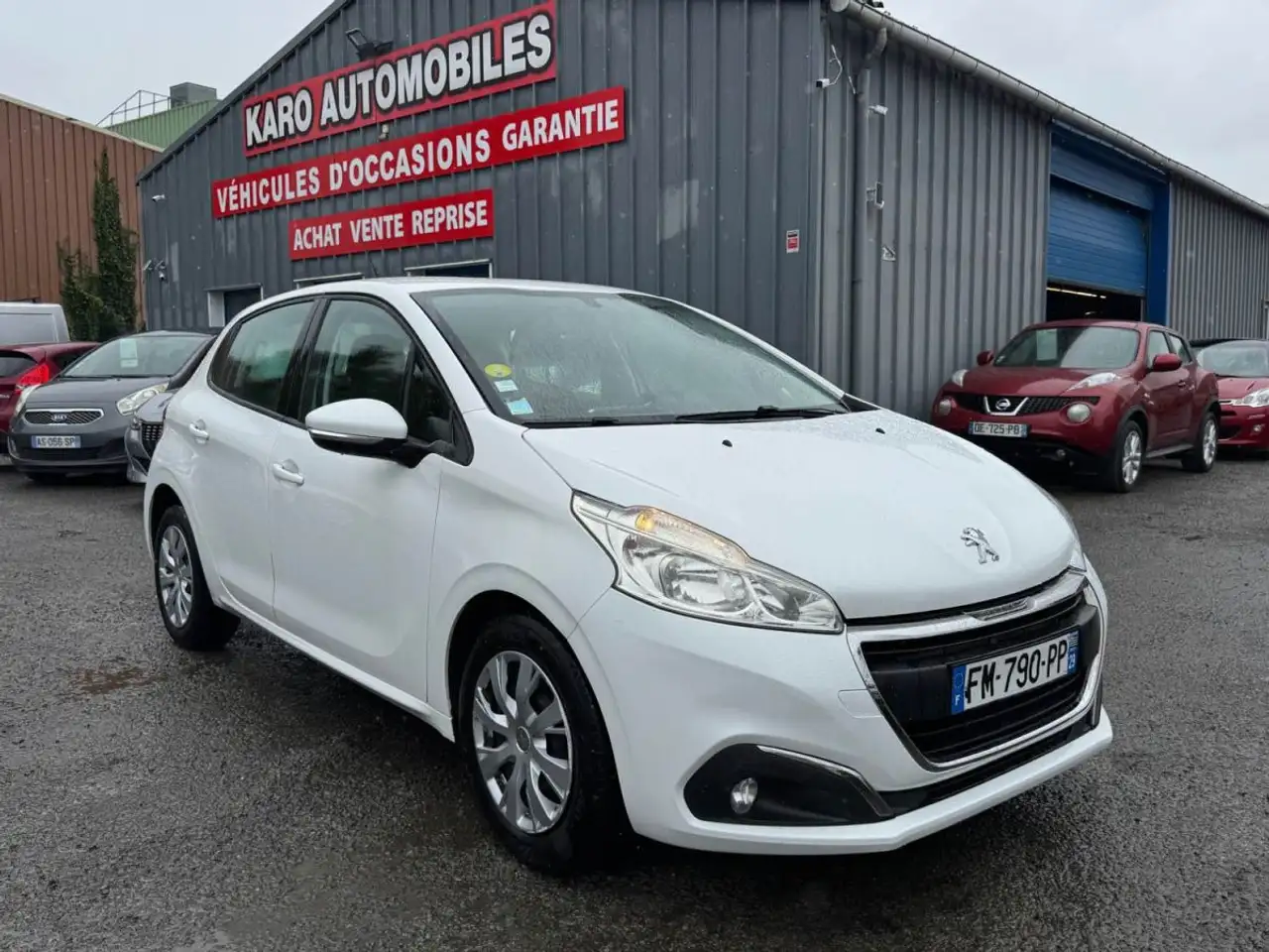 Peugeot 208 1.5 HDi 100ch 2 PLACES