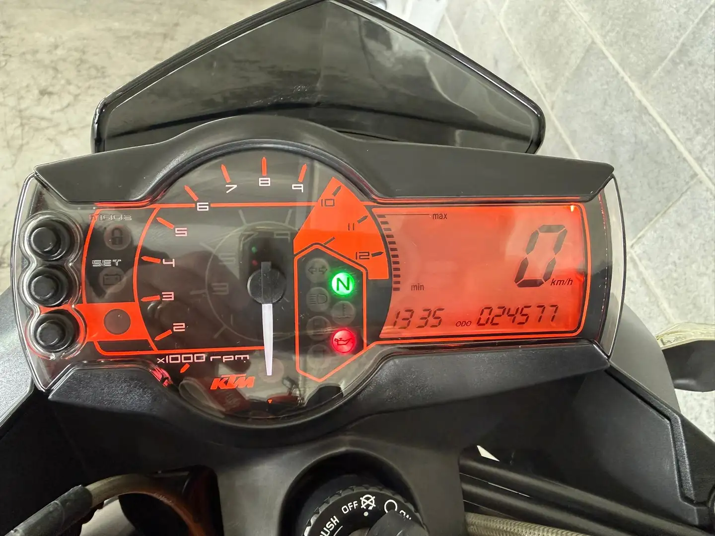 KTM 990 Super Duke CAMPAGNA PROVA RISCATTA O RENDI. Negro - 2