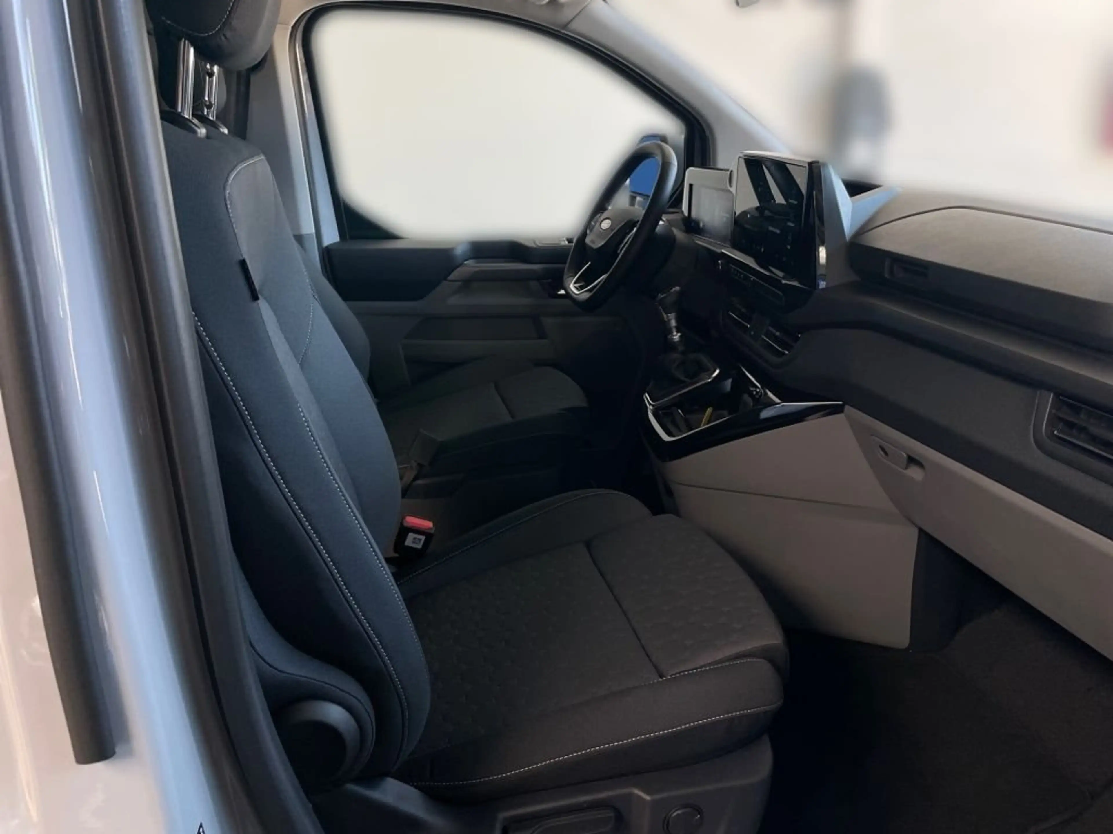 Ford Nugget Nugget 320 L1 VA Titanium — photo 15