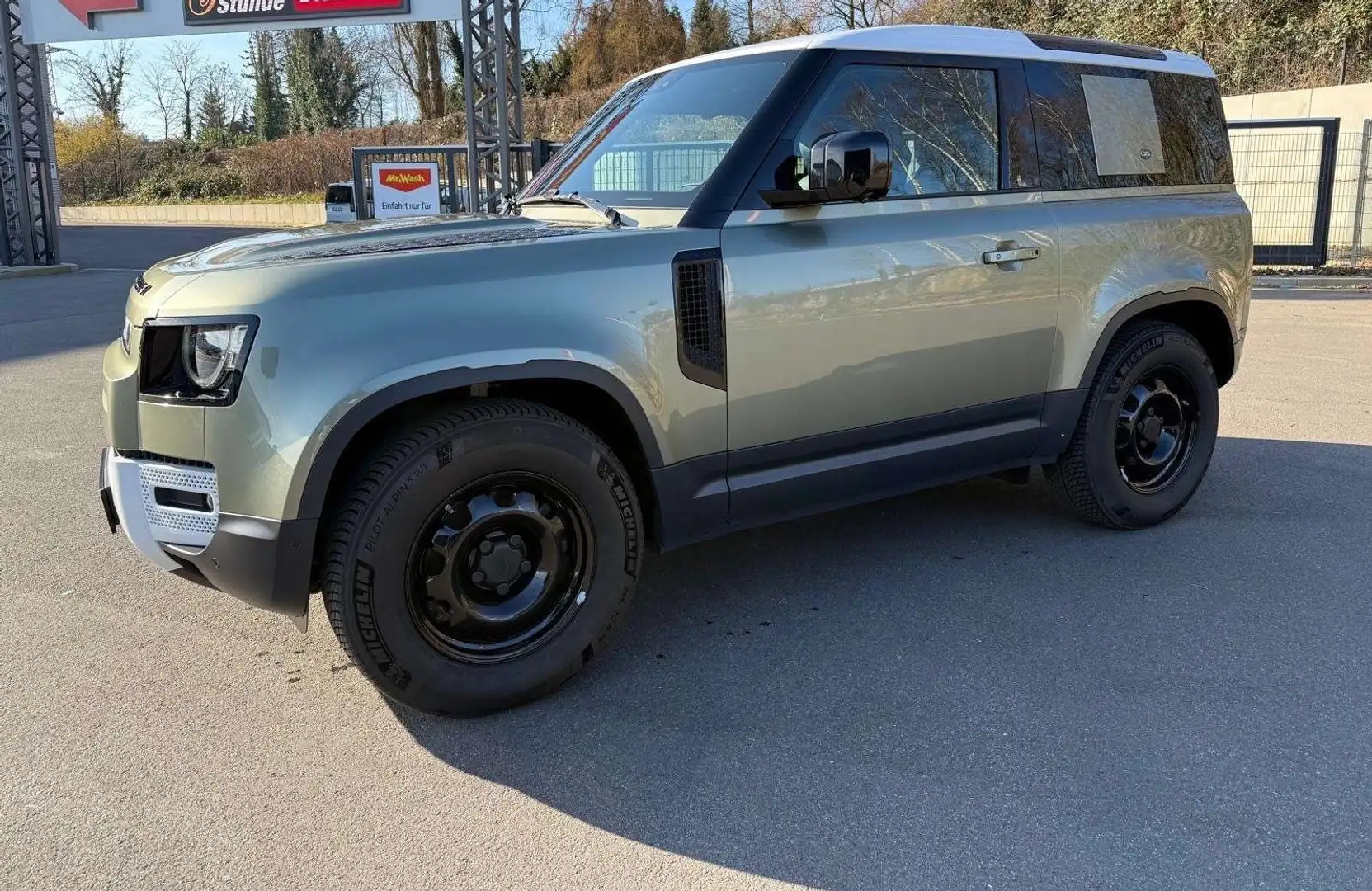 Land Rover Defender Defender 90 S - 1