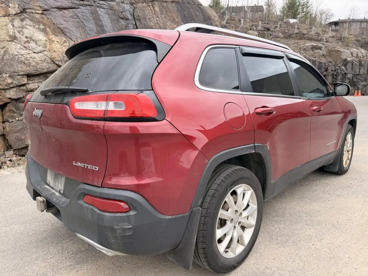 Jeep Cherokee снимка Jeep Cherokee