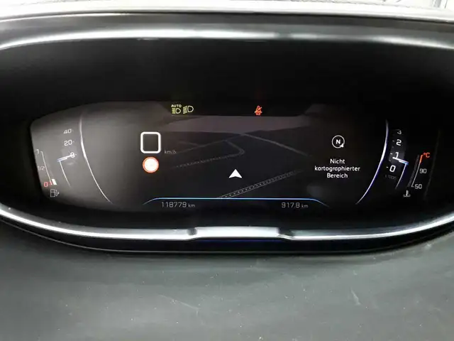 Peugeot 3008 view 11