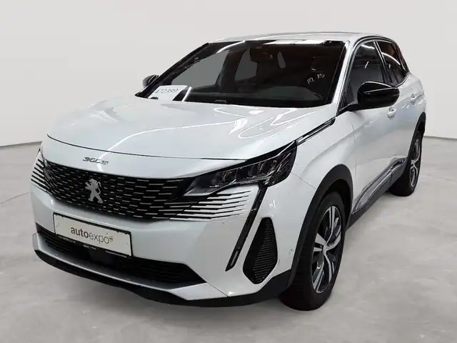 Peugeot 3008 view 2