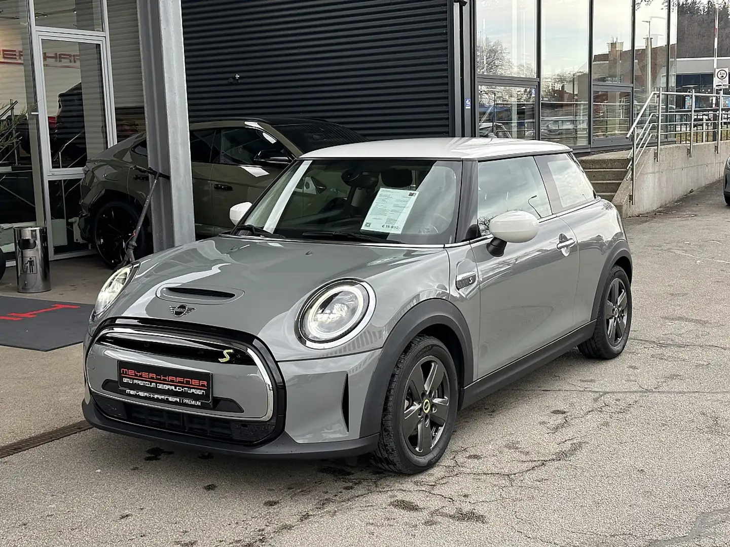 MINI Cooper S MINI Cooper SE Aut. Grau - 1
