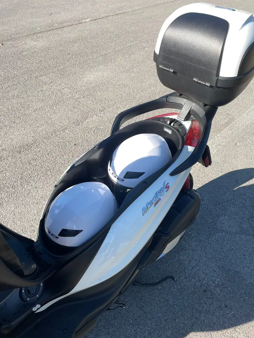 Piaggio Medley 125 MEDLEY  S 125 ABS Fehér - 1