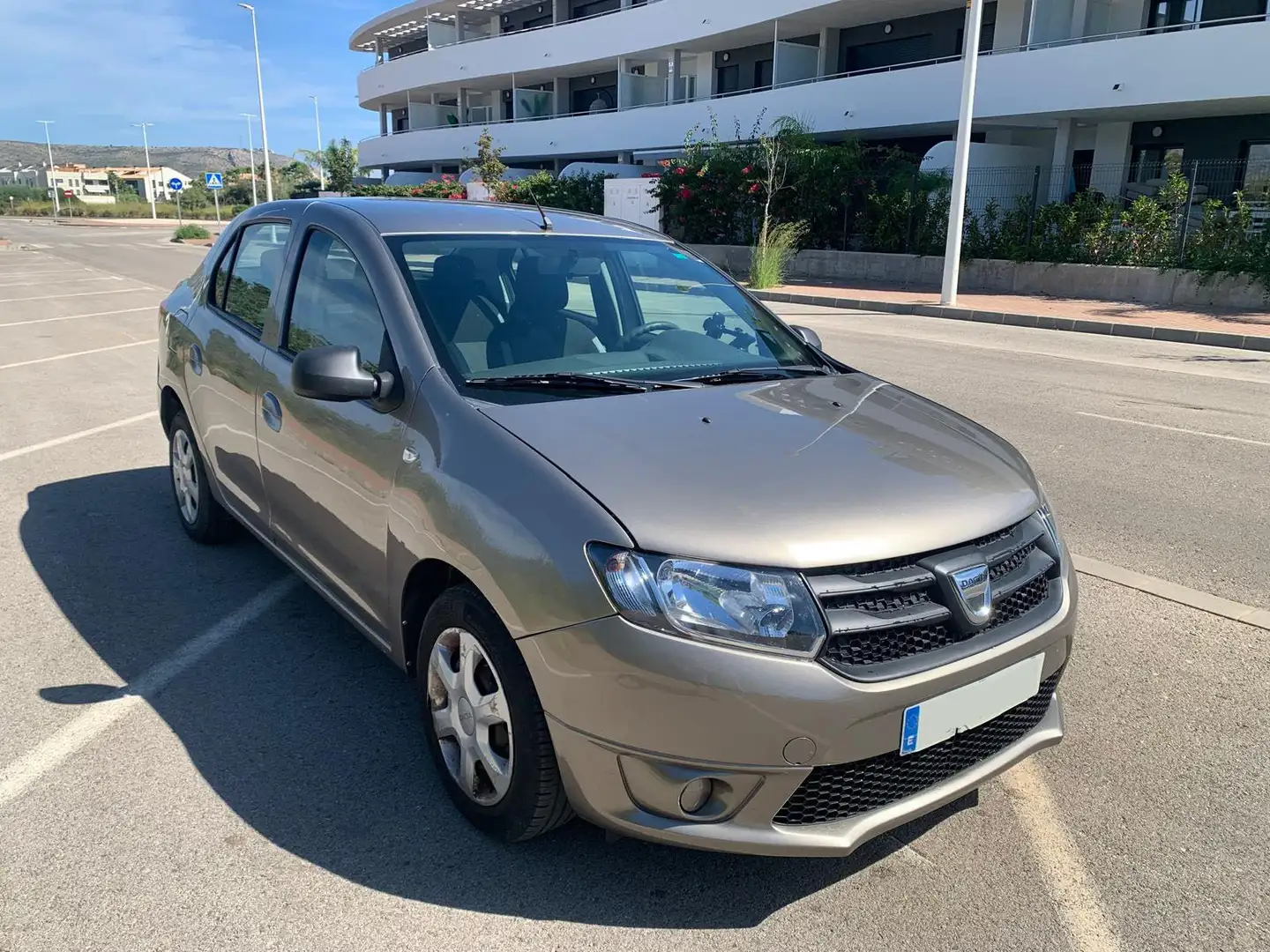 Dacia Logan Logan 1.2 Ambiance Ambiance Gris - 2