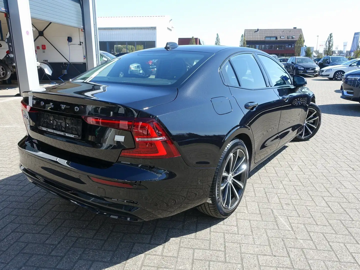 Volvo S60 Recharge Ultimate T8 AWD/HeadUP/360°/H&K Fekete - 2