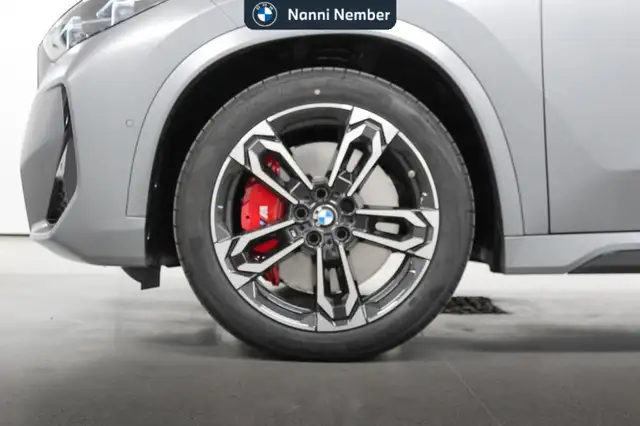 BMW X1 view 7