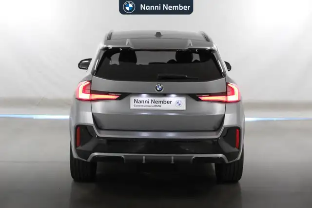 BMW X1 view 4
