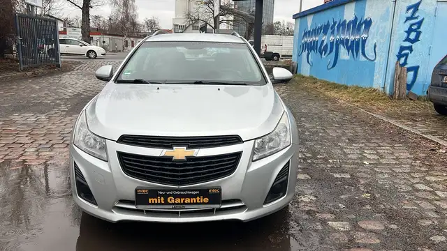 Chevrolet Cruze LS+