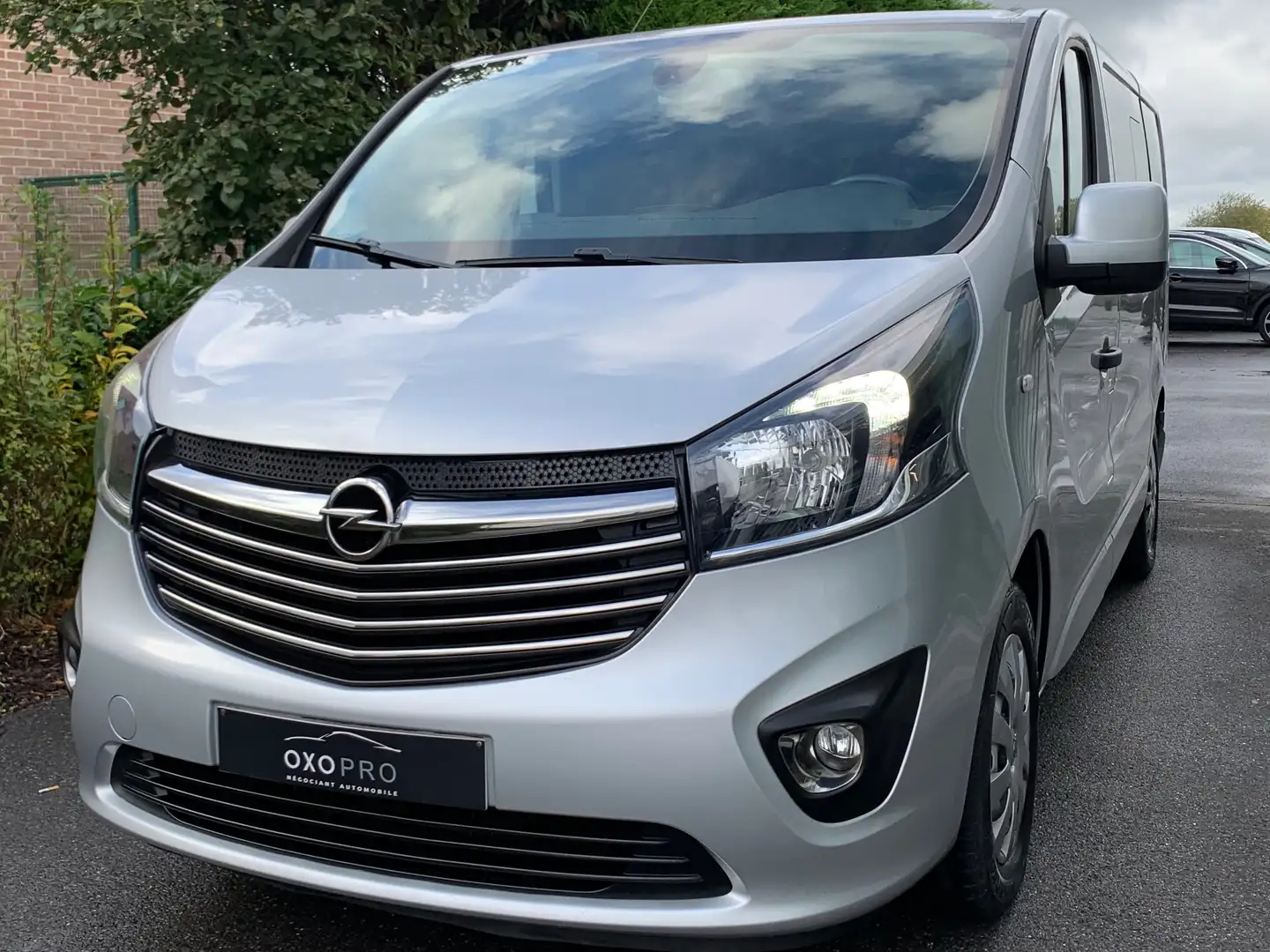Opel Vivaro 1.6 CDTi / 9 Places / GPS / Camera / Airco/Cruise Gris - 2