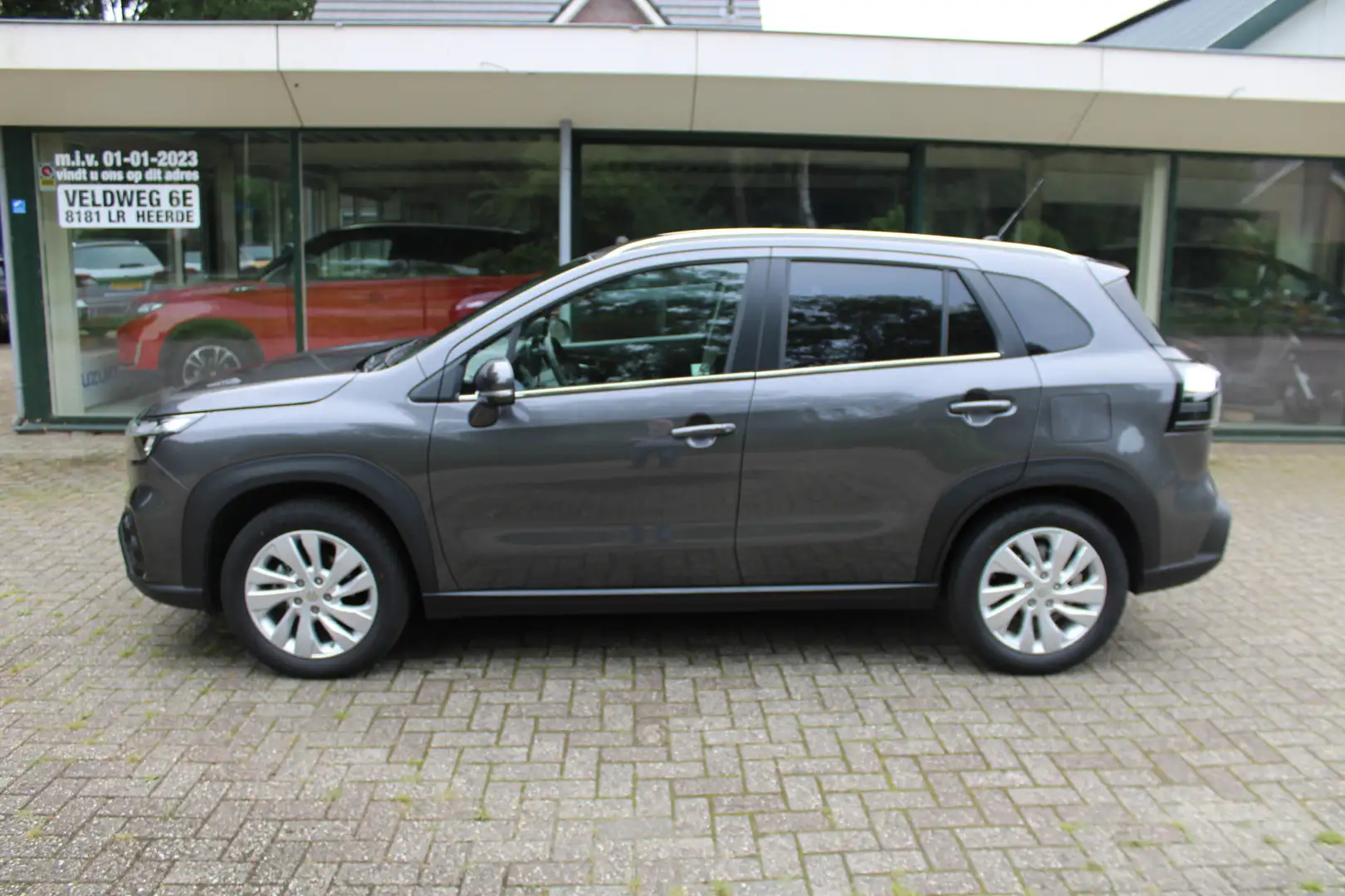 Suzuki S-Cross 1.4 Boosterjet Select Smart Hybrid Grau - 2