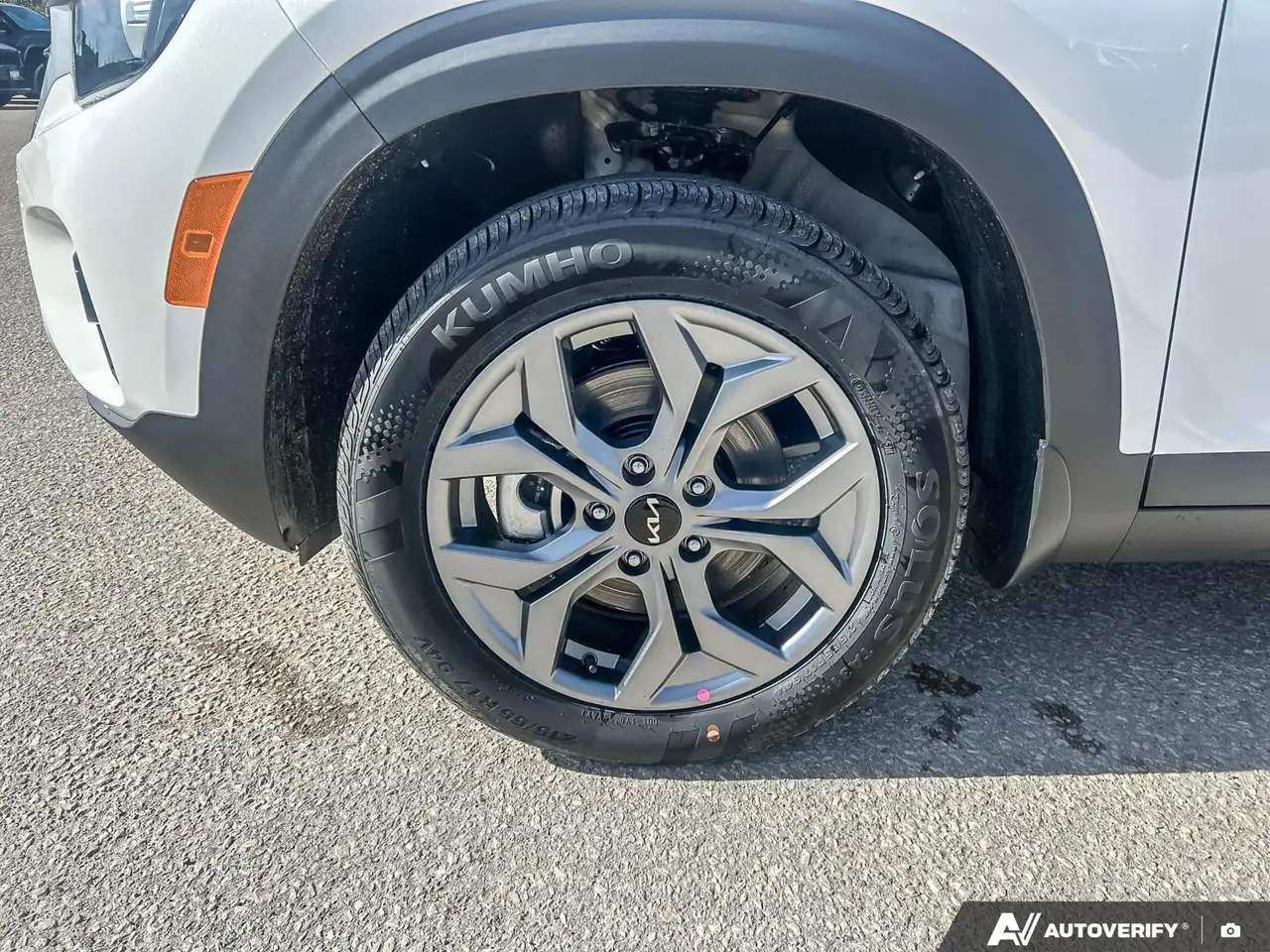 Kia Seltos снимка Kia Seltos