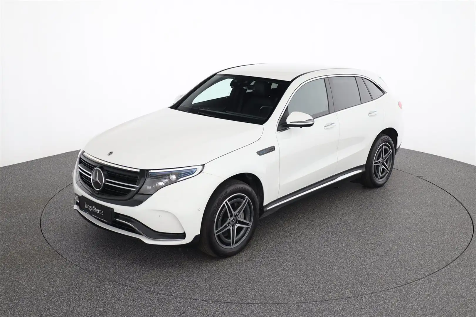Mercedes-Benz EQC 400 4M AMG Line AHK Distronic Plus Weiß - 2