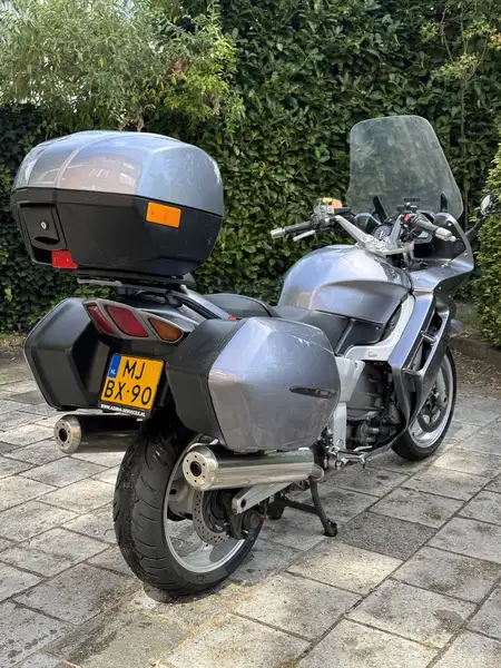 Yamaha FJR 1300 - foto 8