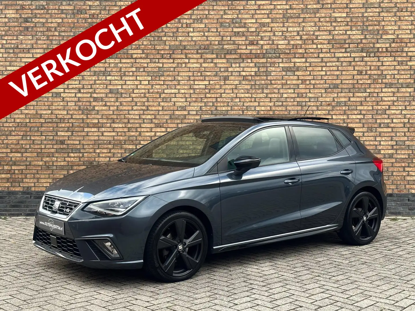 SEAT Ibiza 1.0 TSI FR Black Edition Pano Led Cruise Stoelvw C Grijs - 1
