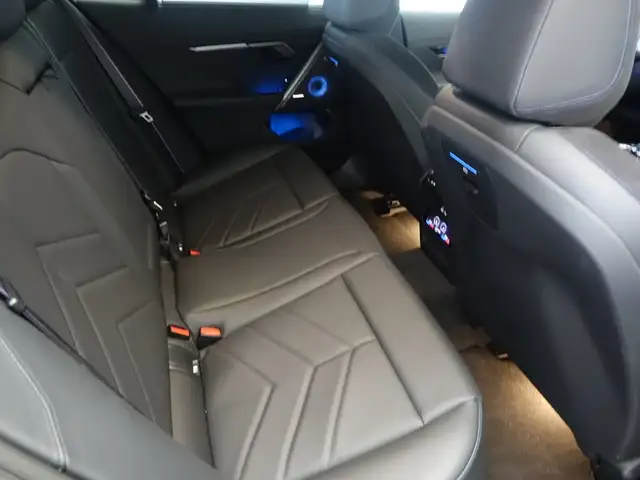 BMW i5 M60 xDrive 81,2kWh *LENKRADHEIZUNG, 22KW LADEN,... Ansicht 21