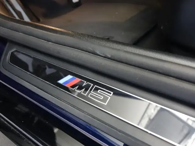 BMW i5 M60 xDrive 81,2kWh *LENKRADHEIZUNG, 22KW LADEN,... Ansicht 10