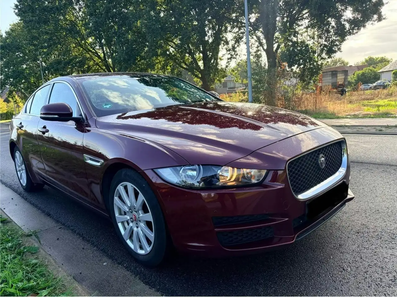 Jaguar XE