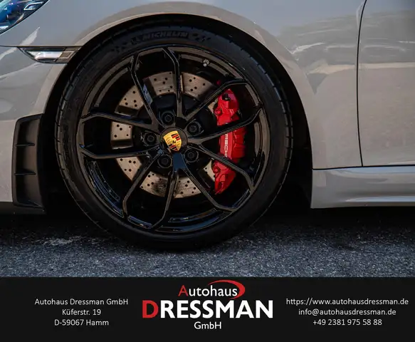 Porsche Boxster view 8