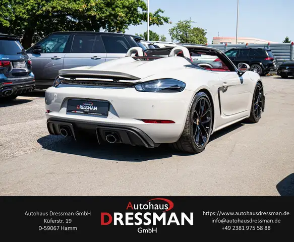 Porsche Boxster view 4
